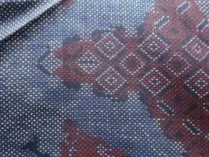 アンティーク　抽象模様織り出し本場泥大島紬着物(5マルキ)